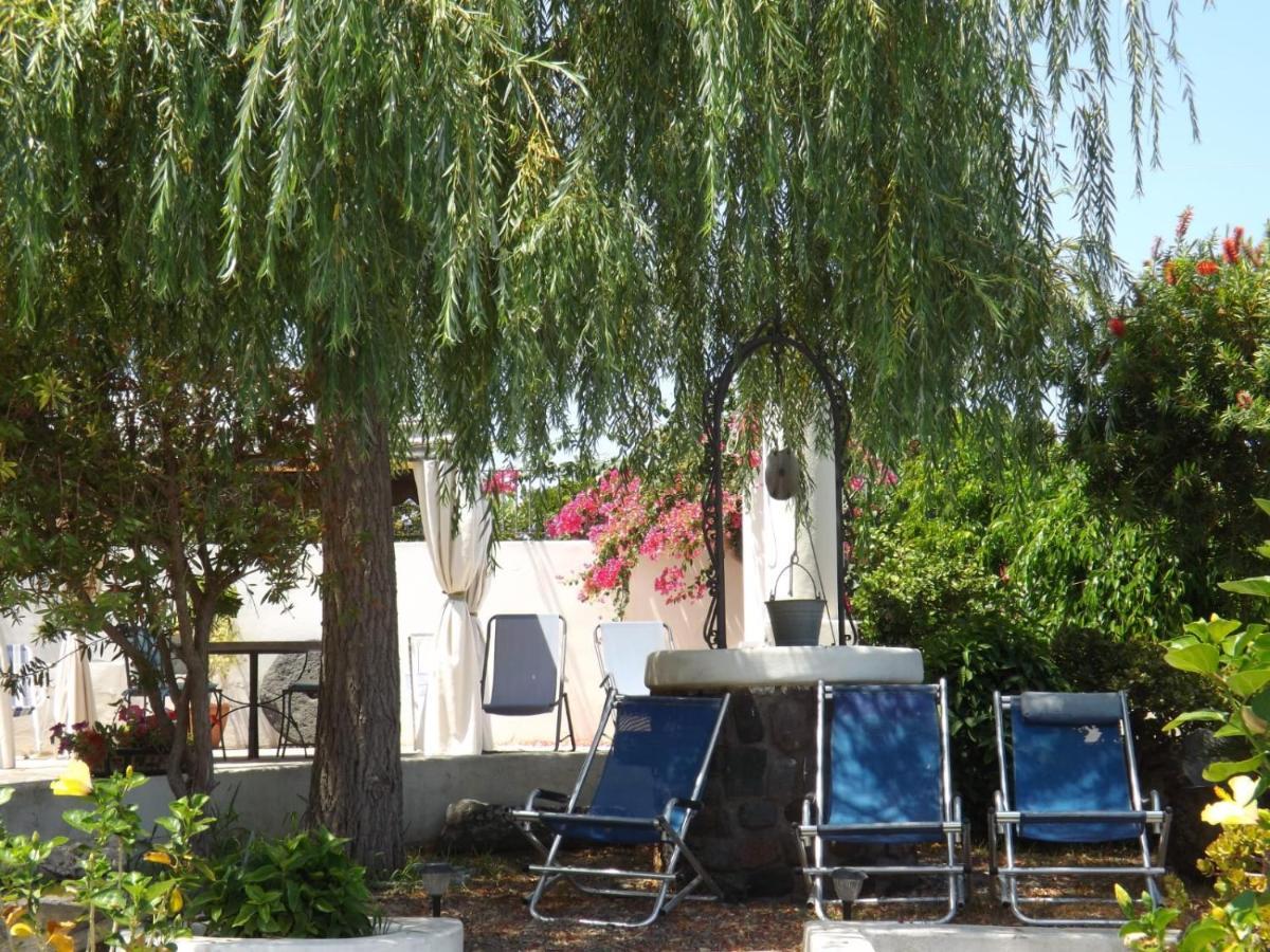 Case Vacanze Villa Lory Malfa  Bagian luar foto