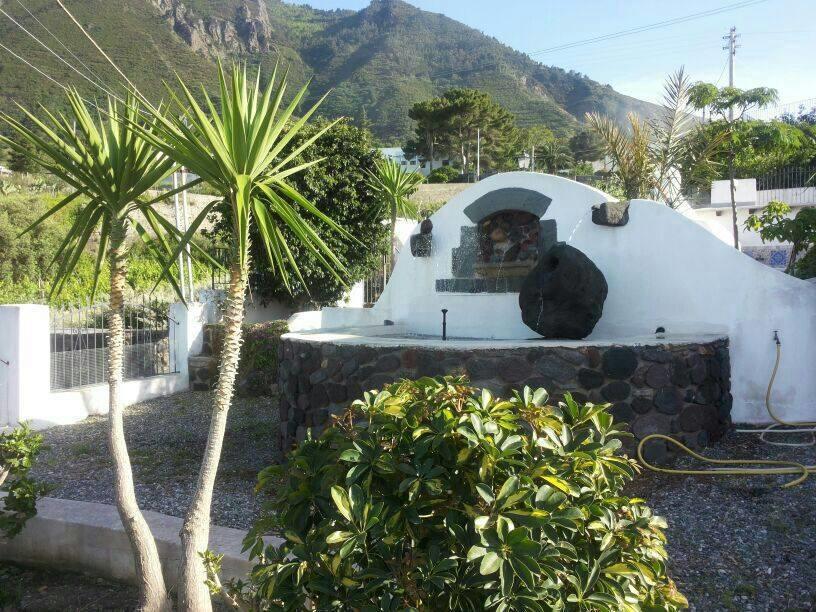 Case Vacanze Villa Lory Malfa  Bagian luar foto